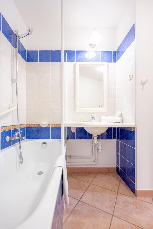 Résidence Pierre&vacances Le Hameau De La Pinède 3* Hyères