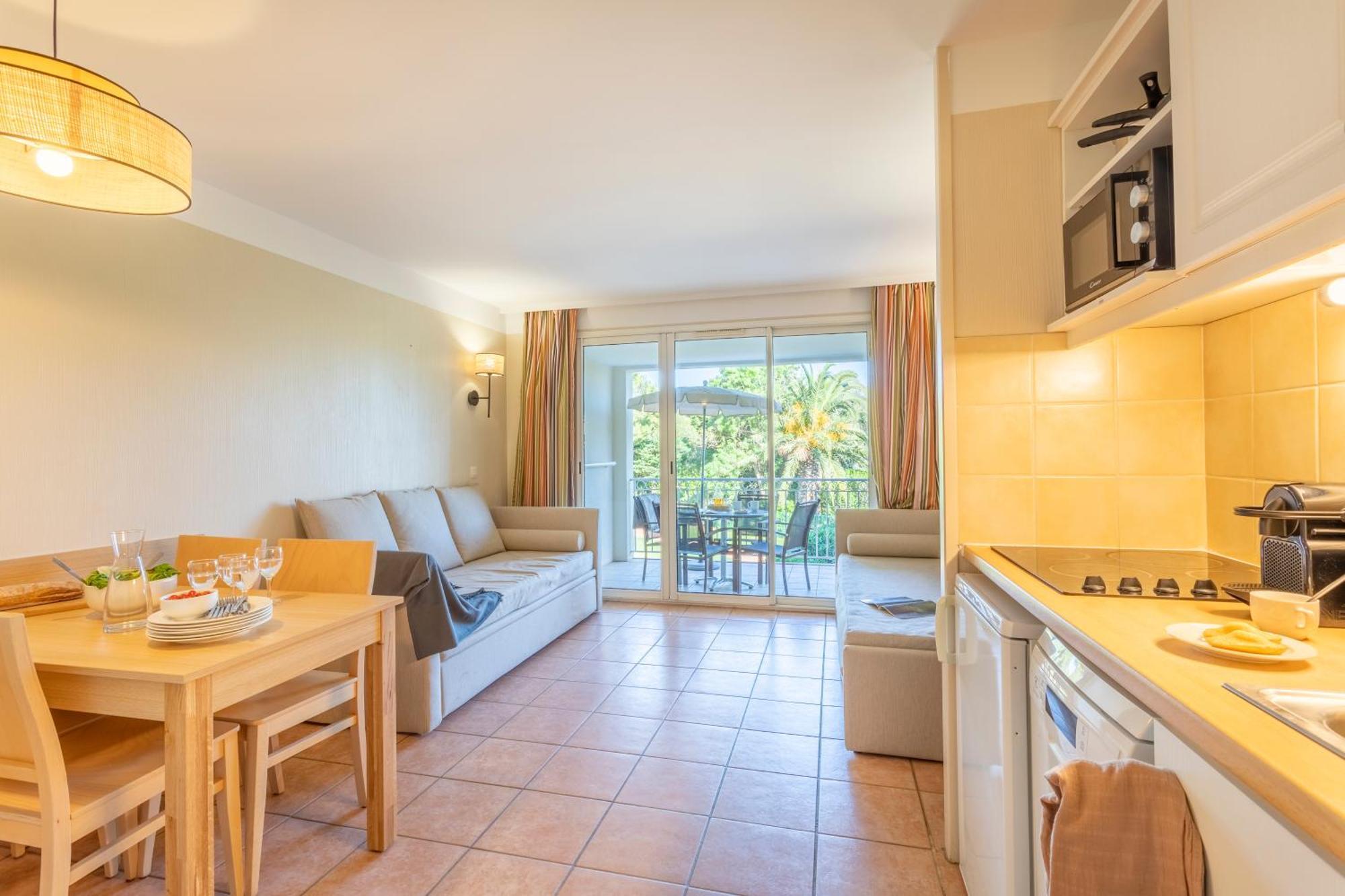 Appart hôtel Résidence Pierre&vacances Le Hameau De La Pinède Hyères