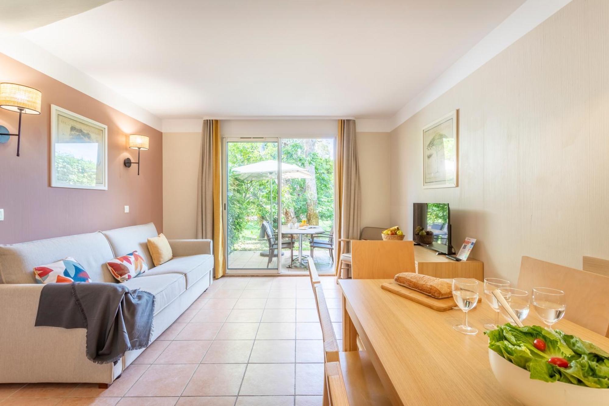 Appart hôtel Résidence Pierre&vacances Le Hameau De La Pinède Hyères
